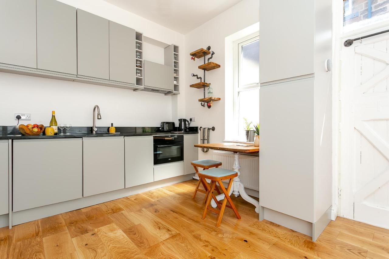 The Bs Hive, Modern, Stylish, 2 Bedroom House, In Harrogate Centre Exterior foto